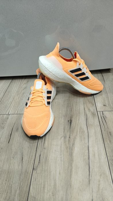 Adidas UltraBOOST 22 Nr 38.5