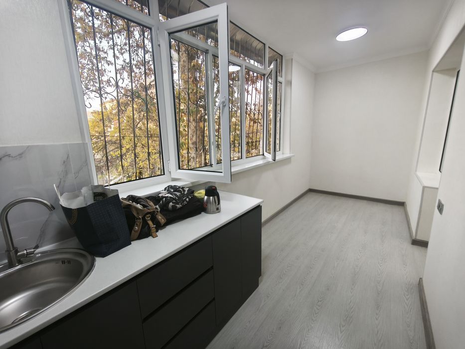 Мирабадский район Куйлюк 1 массив 2х комнатная