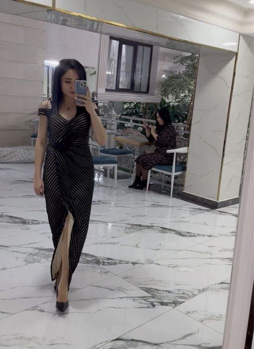 Платье вечернее