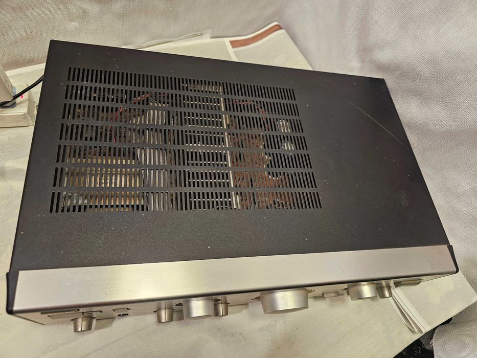 Defect Akai A-8940 amplificator