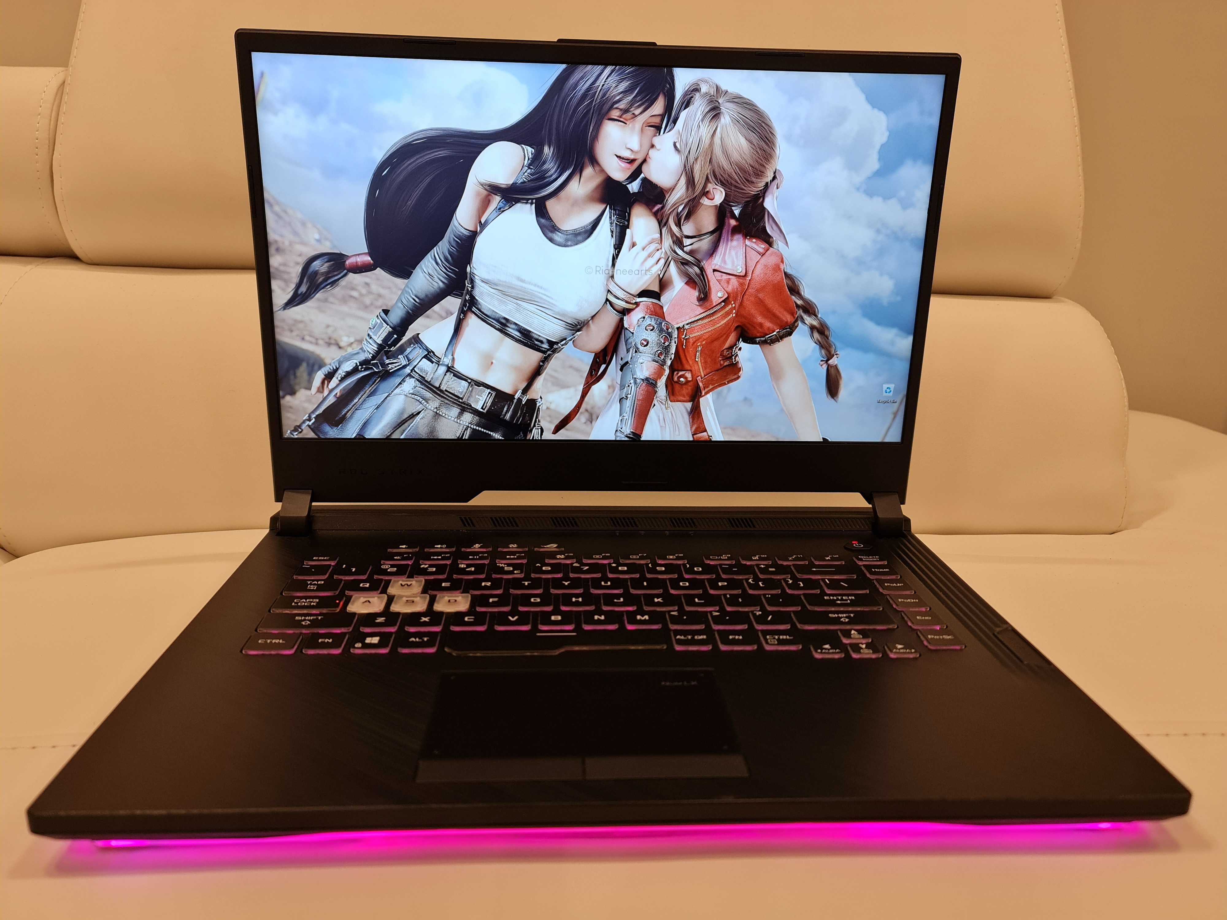 Laptop gaming Asus ROG , intel core i7-9750H,  display de 17,3 inch