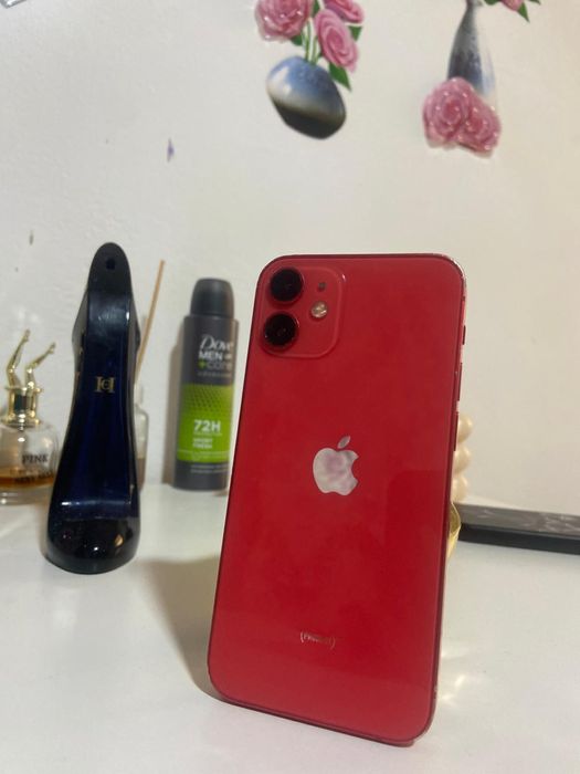 Iphone 12 mini în stare f buna