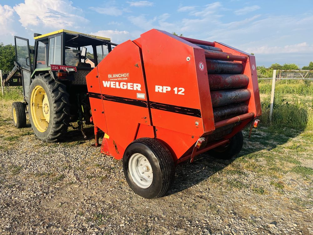 Presa de balotat rotunda Welger RP 12,1.20 m, cu tamburi, ata,nu Krone