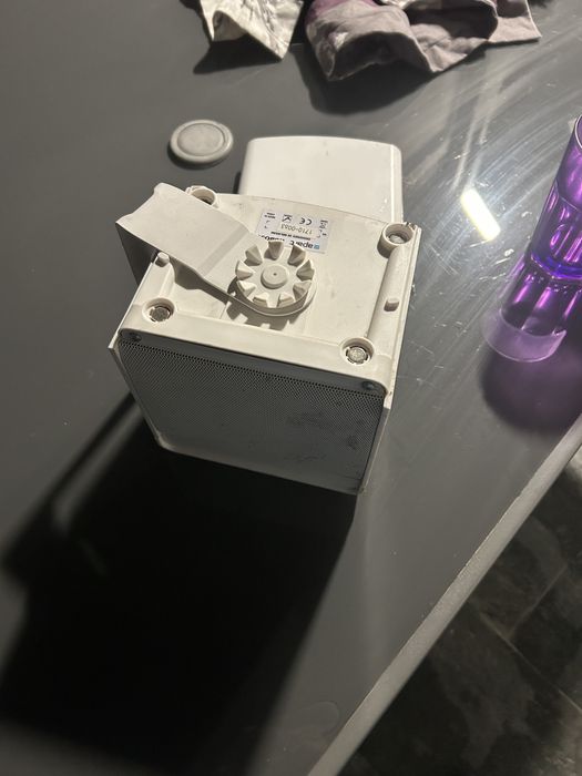 Boxe exterior  folosite 2 luni