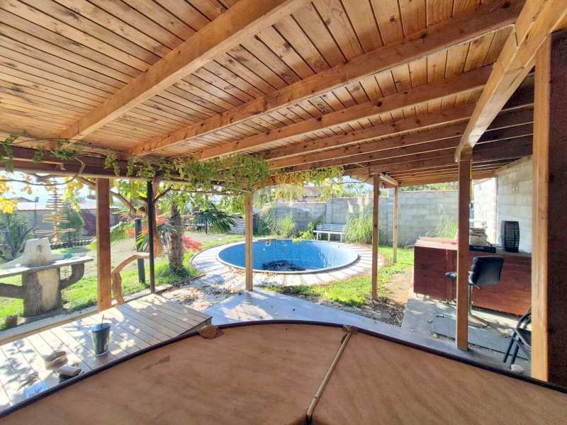 Селска къща за продажба, село Езерово, обл. Варна Т4212