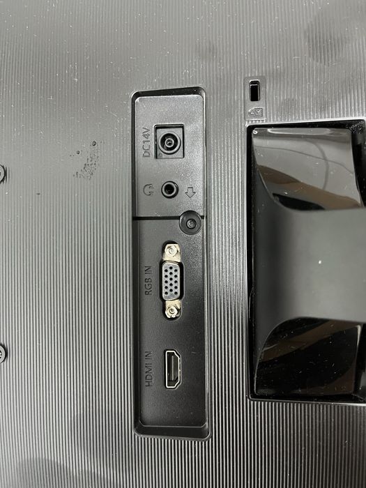 Vând monitor LED Samsung 24” curved