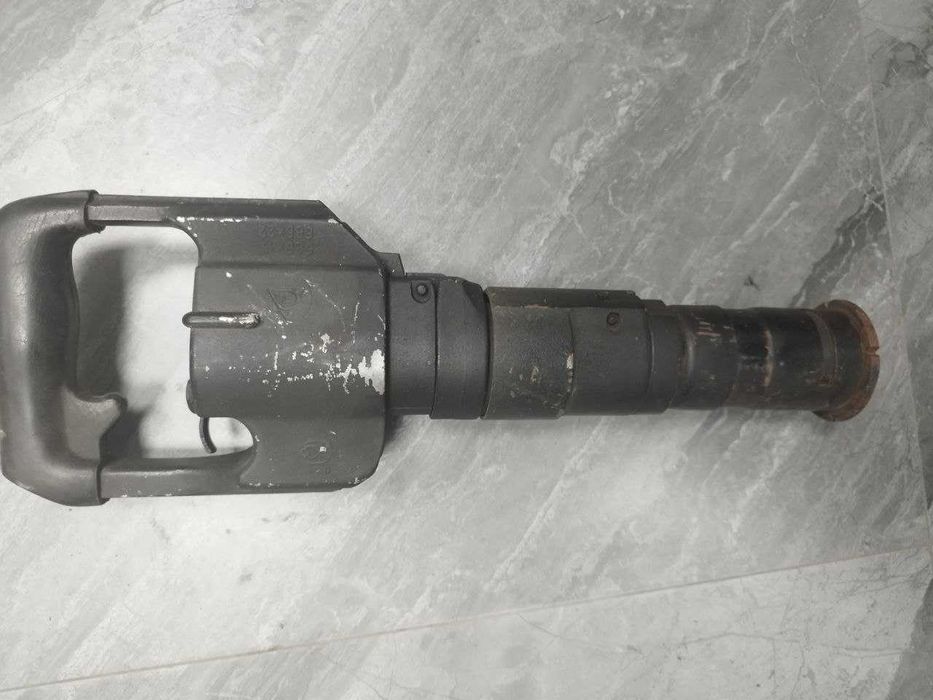 Монтажный пистолет ПЦ84  (лот 804150 г. Кокшетау, ул. Абая 128, 21)