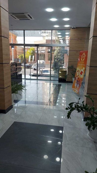 Сдается в аренду выделенный офис в бизнес-центре New level 300м2