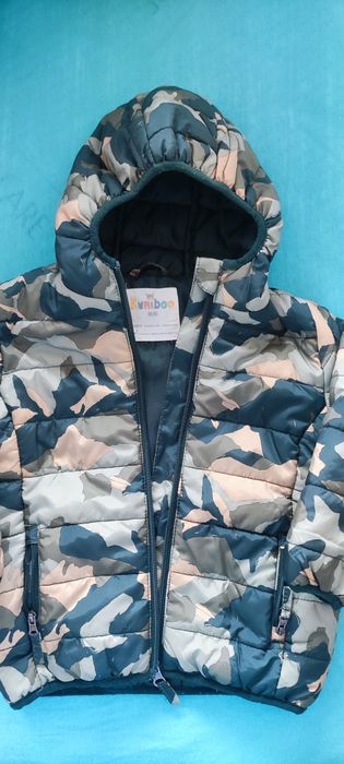 И двете якета са за 1-1,5гцената е и за двете.