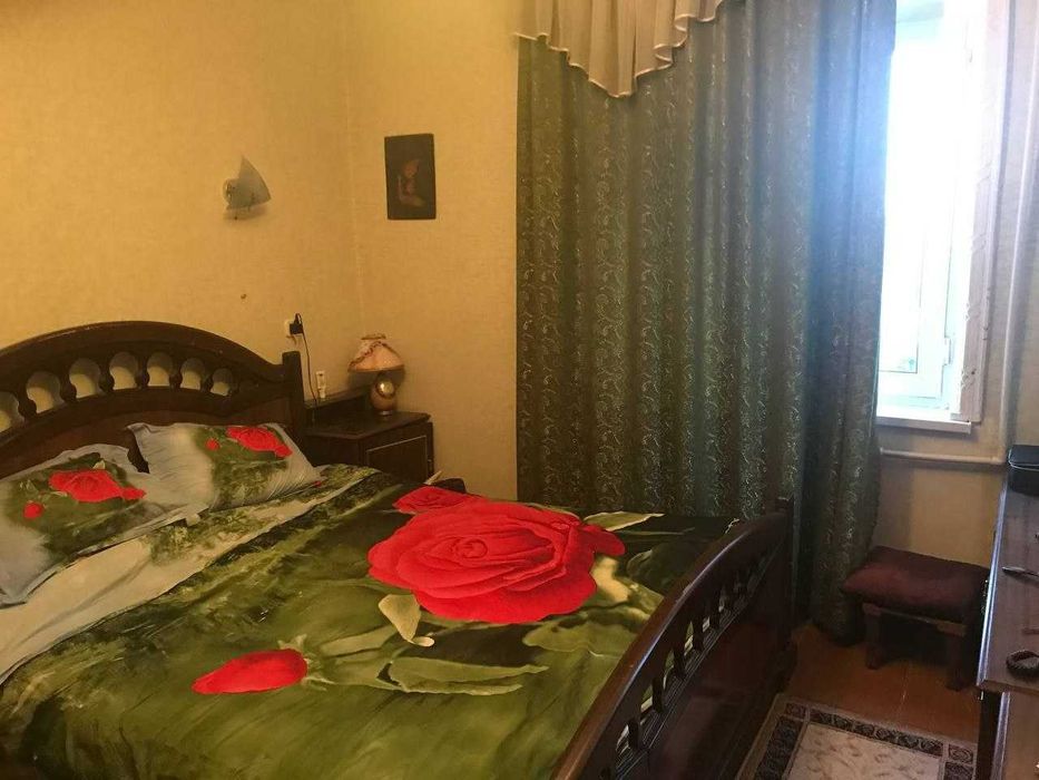 Сдается 2х комнатная на 4 этаже Шарк 1