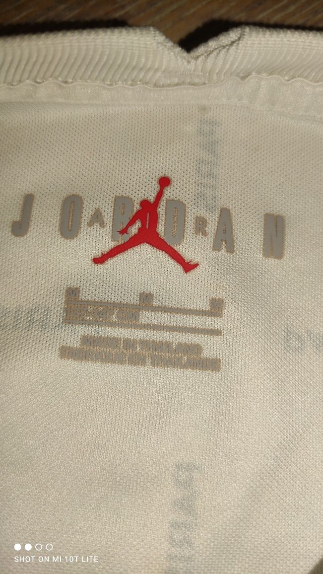 блузка на Jordan Paris Saint Germain