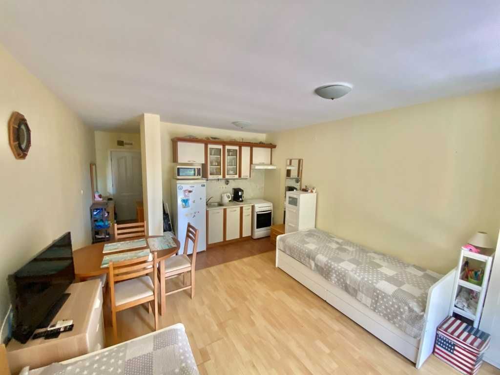 Продава се Едностаен апартамент в к.к. Елените - 45 кв.м за 1056 €/кв.м - Снимка #4