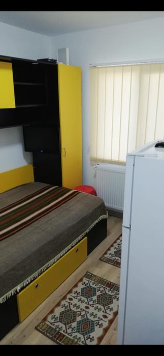 Închiriez garsoniera confort 2