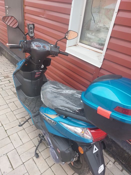 Срочно Продам новый скутер