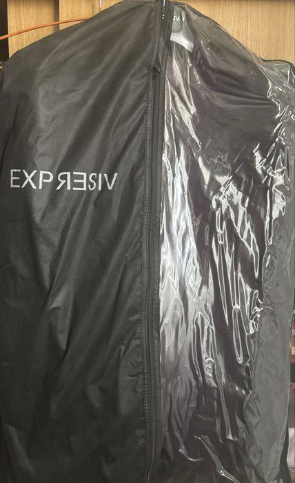 Vand Costum pentru Barbati