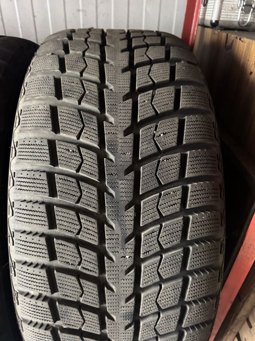 Anvelope 295 40 21 M+S de iarna nefolosite ( echivalent 285 40 21)
