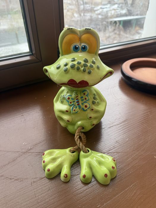 Копилка лягушка зеленая