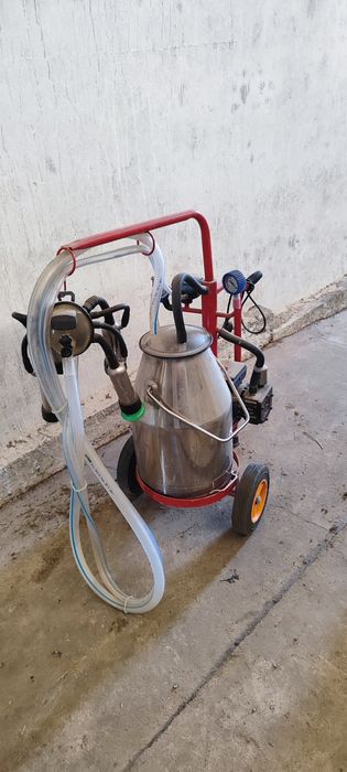 Продам доильный аппарат