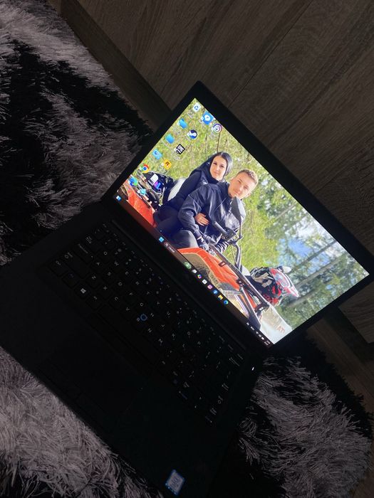 Laptop DELL Latitude 7490