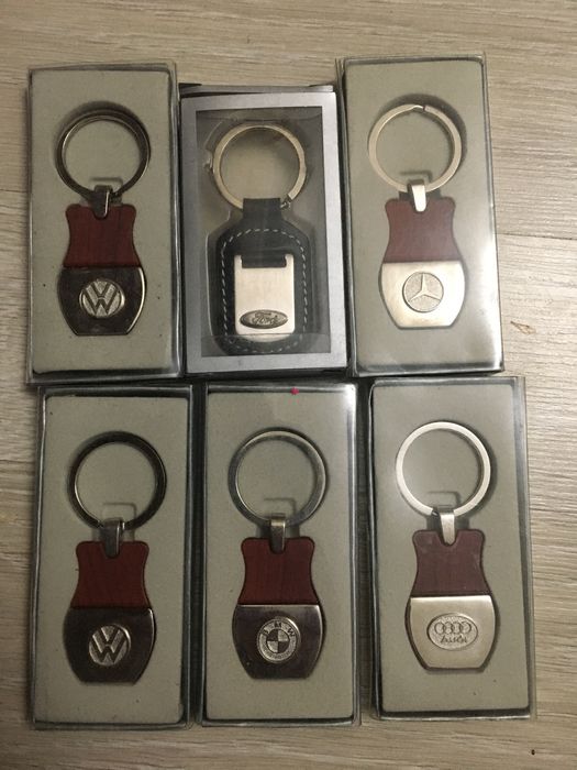 Брелок на автоключи