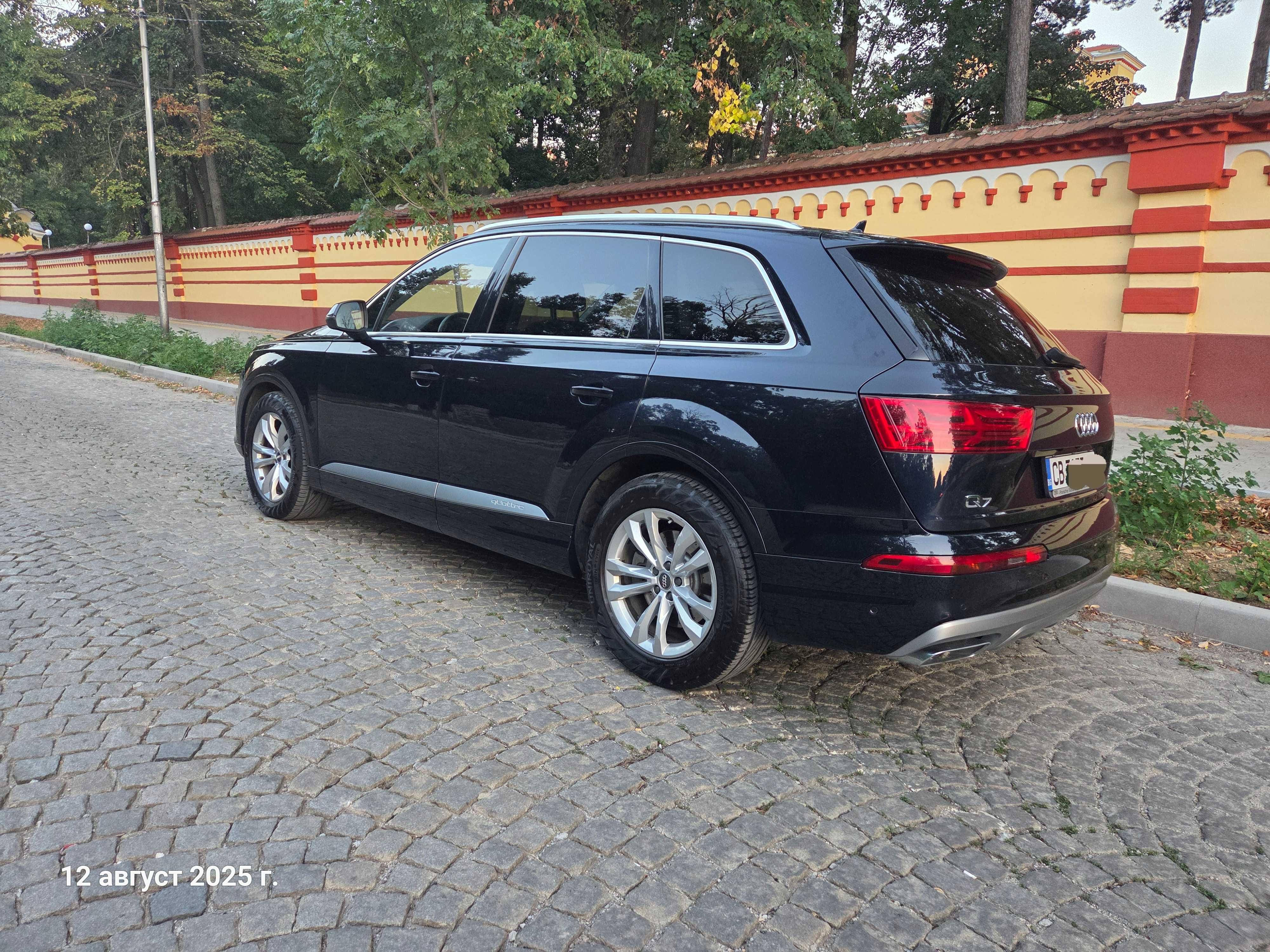 Audi Q7, 7 местен
