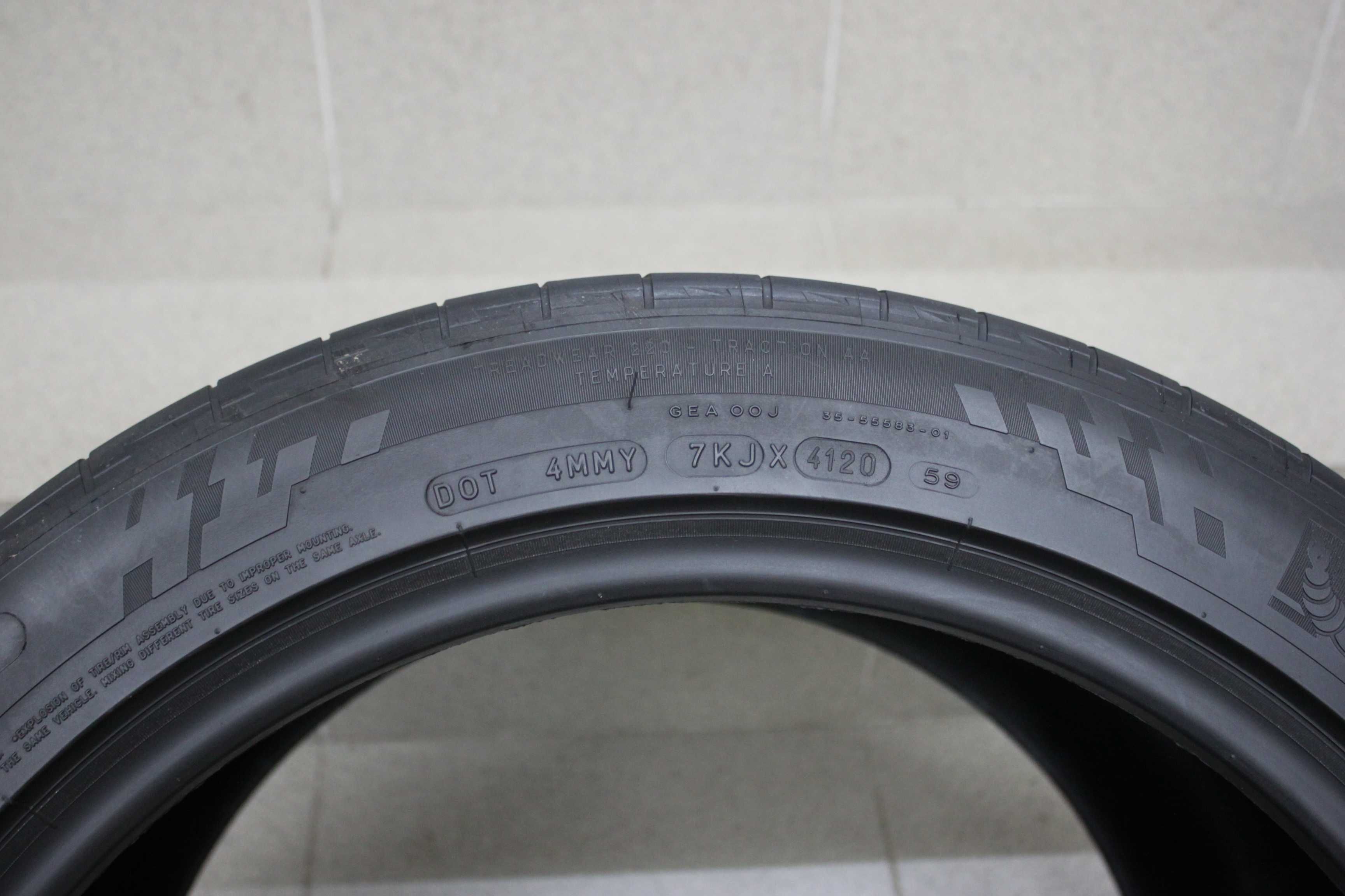 345/30-19 Michelin