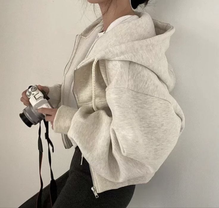 Кофта на замке.Зипка