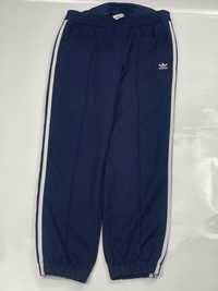 Pantaloni de trening Adidas Originals size L de dama 40% lână