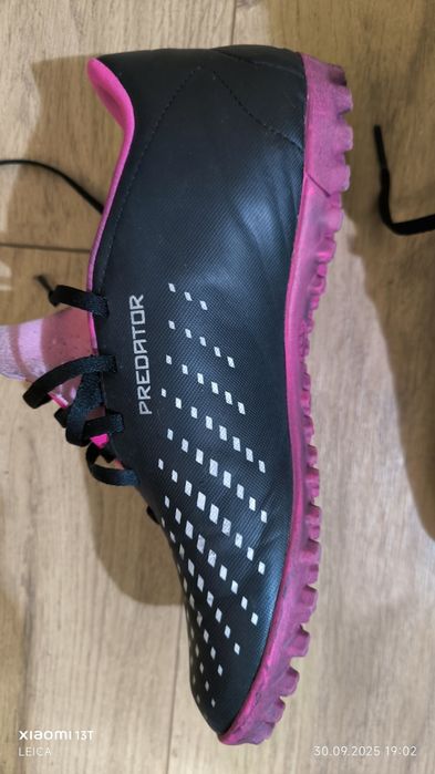 Стоножки за изкуствена трева Adidas