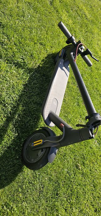 Vand Trotineta electrica Xiaomi M365 ca noua