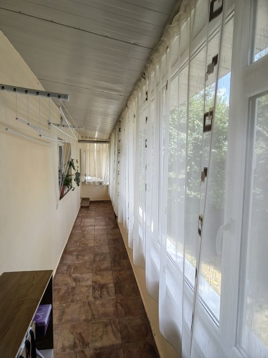 Apartament 2 camere, parter, zona Ura – Bacău, 46 mp + balcon 10 m