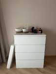 Скрин с 4 чекмеджета ikea malm