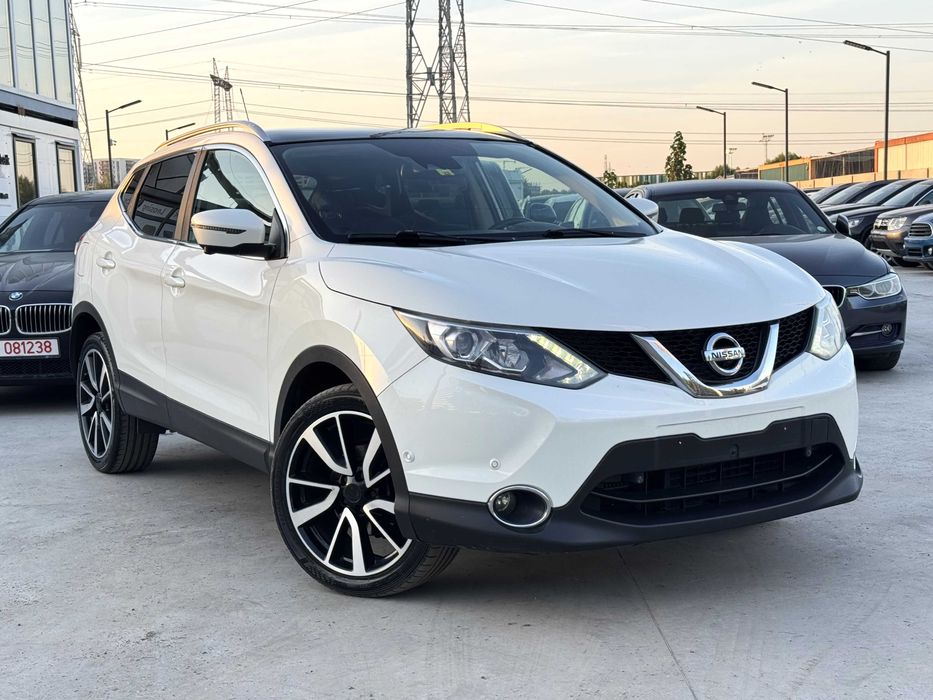 Nissan Qashqai 1,6d 4x4 131cp/Garantie/Panoramic/Navigatie/RateAuto