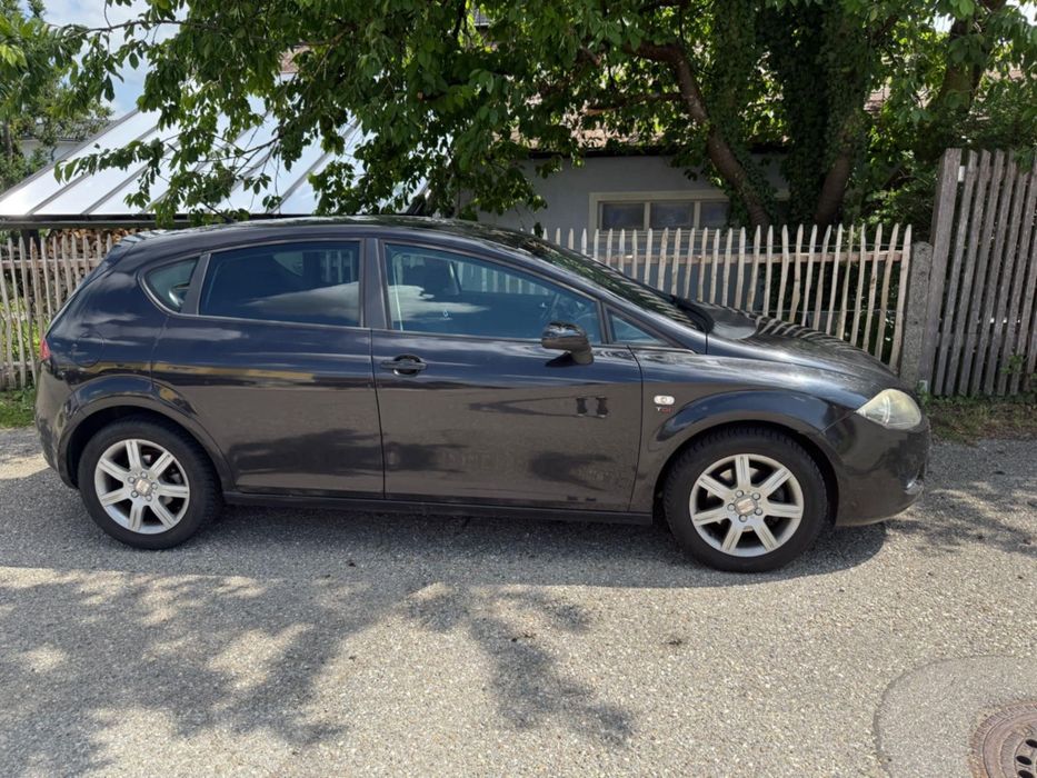 Vând Seat Leon  Stare foarte bună  Recent  adusa din Austria Diesel