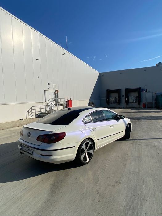 Vând Passat CC 2.0 TDI