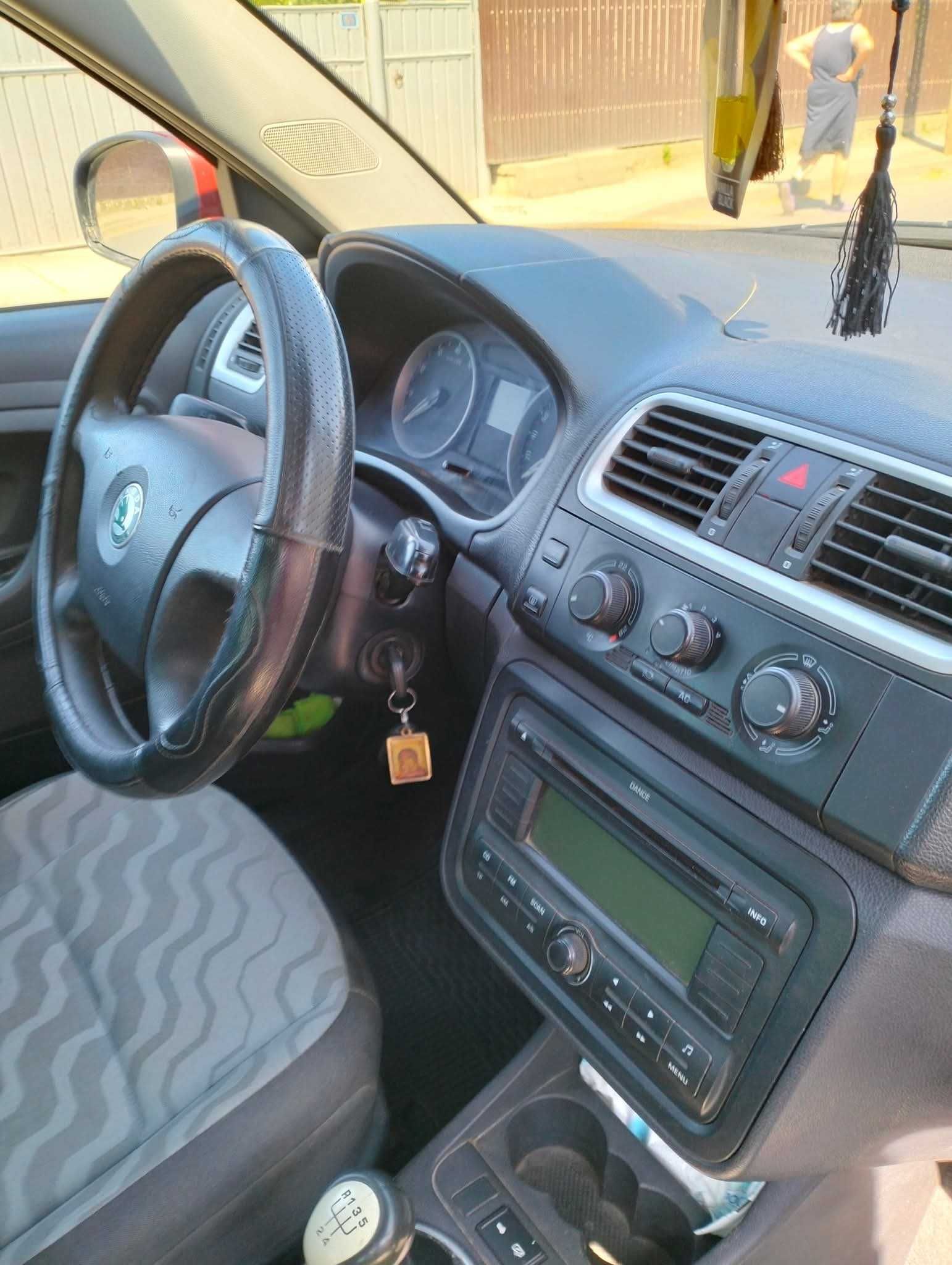 Skoda fabia, motor 1.2-benzina, an fabricație 2008