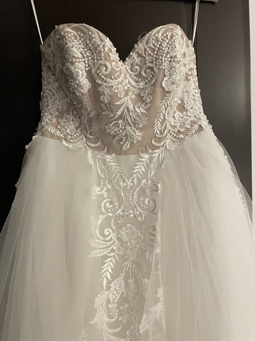 Rochie mireasa model unicat