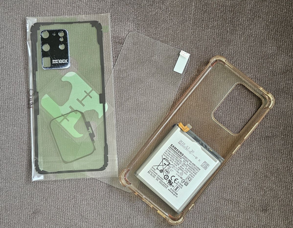Samsung Galaxy S20 Ultra 128 GB / 12 GB RAM в комплект
