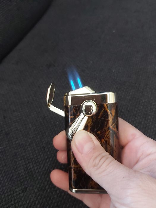 Луксозна запалка за пури с подарък резачка,два цвята