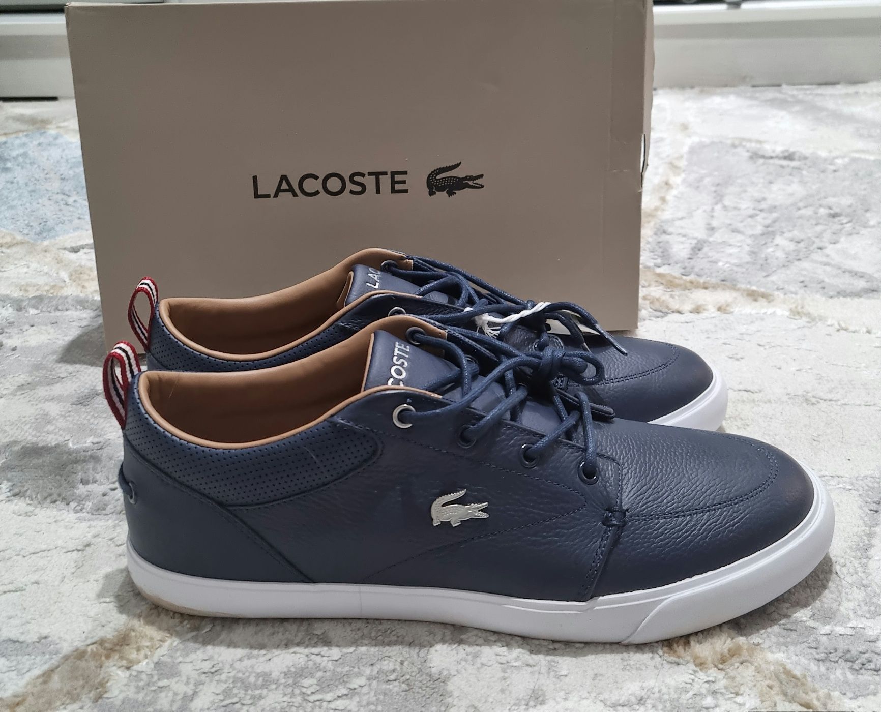 Кроссовки LACOSTE Bayliss 44 размер