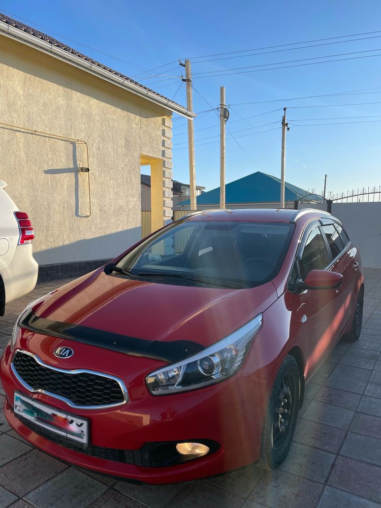 Продам kia ceed 2014