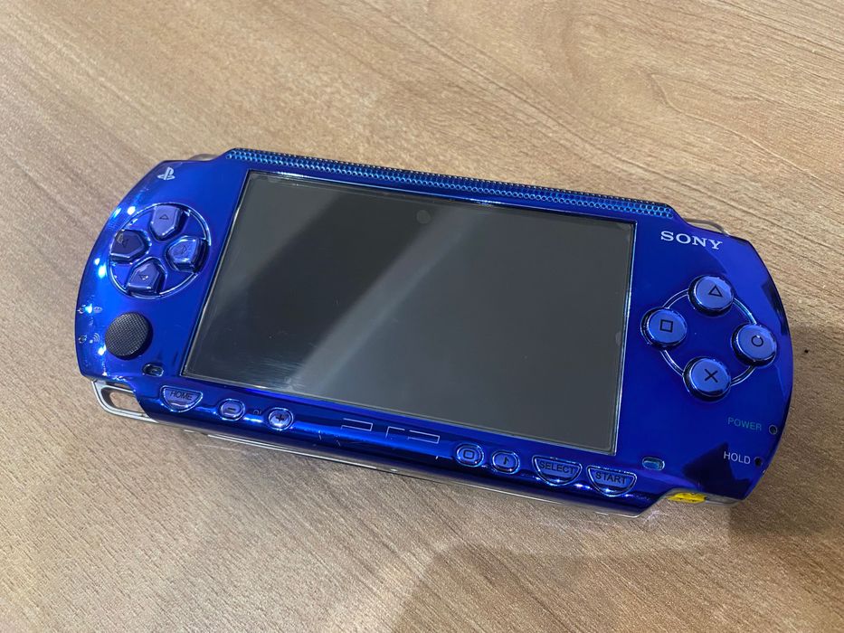 Sony PlayStation PSP-1000 cu ecran IPS nou + card 64GB