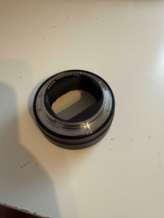 Adaptor EF-RF Canon, garantie f64 pana in Iulie 2027