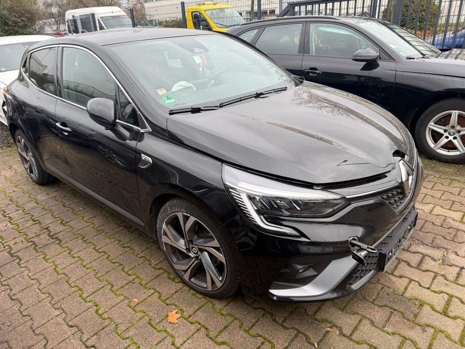 Vând Renault Clio 5 RS  Line an 2021 avariat motor 13 tce import Germa