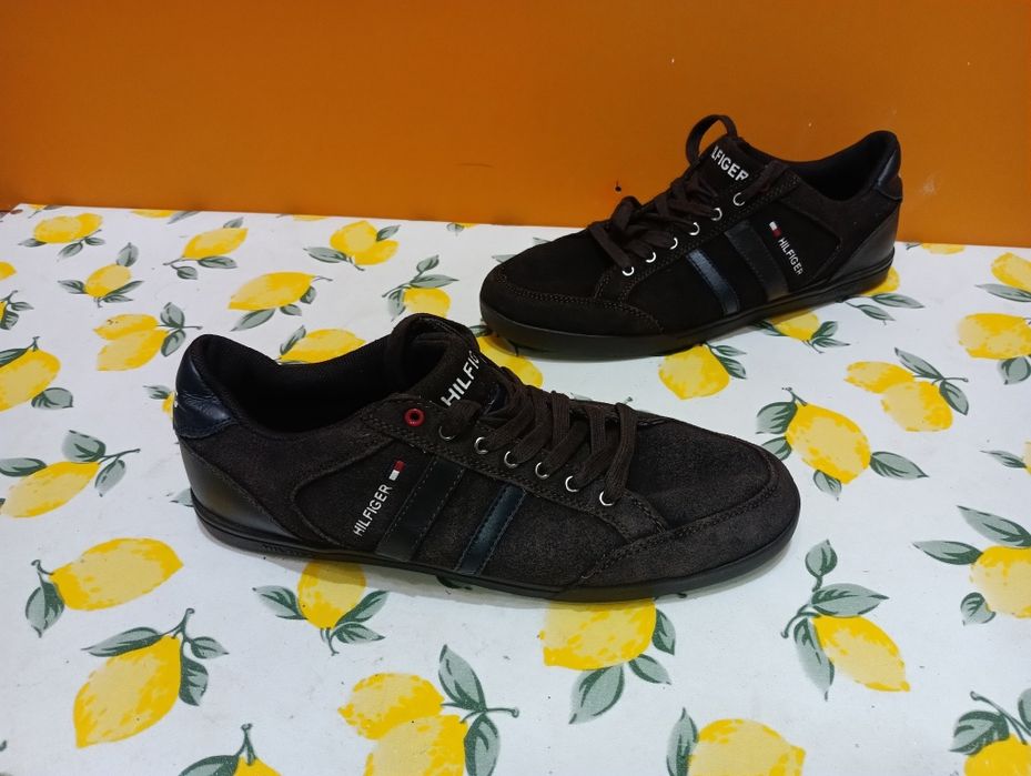 Tommy Hilfiger N 43 кожени - 32 лв