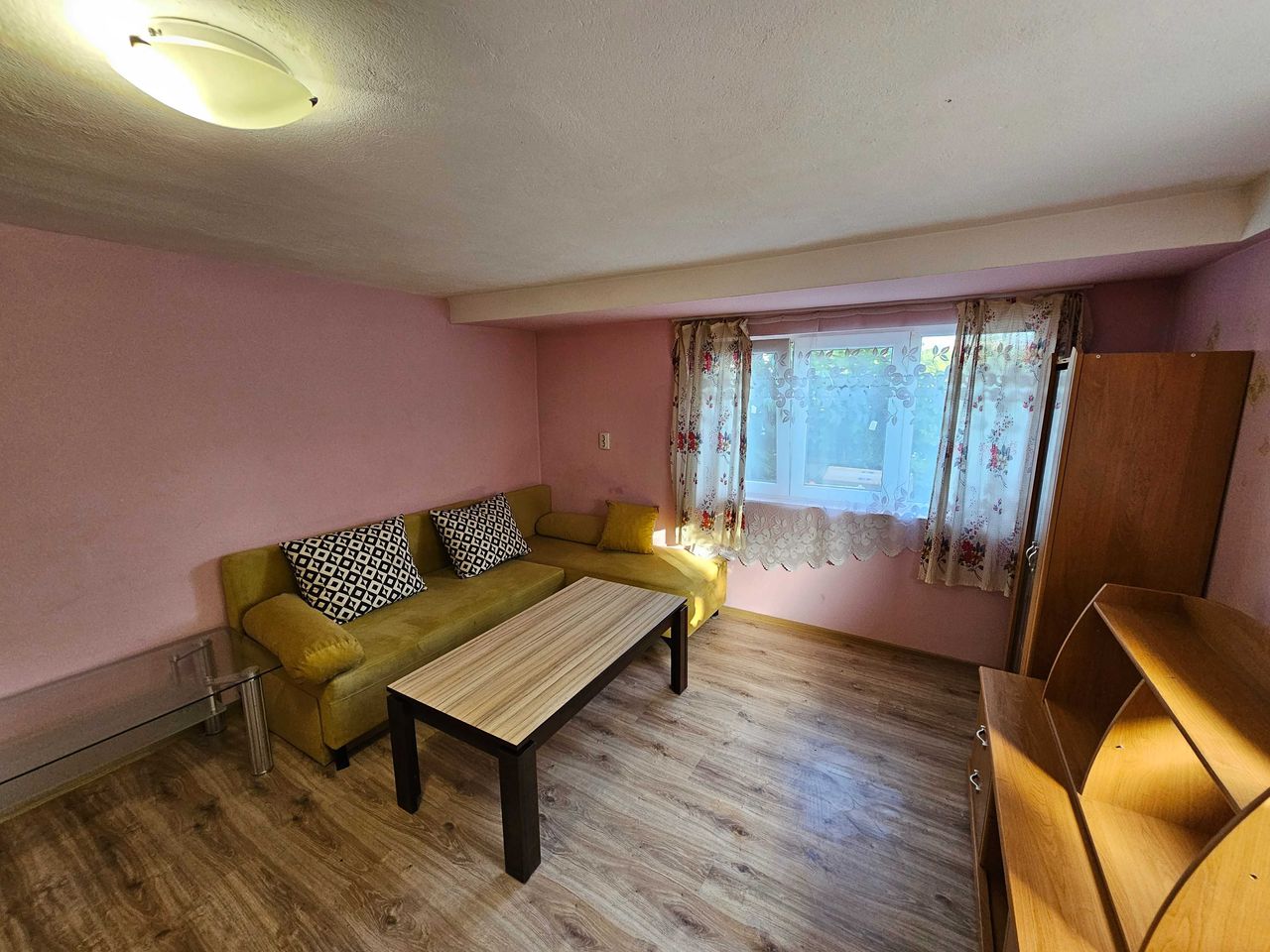 Дава се под наем Етаж от къща в Божурище - 65 кв.м за 331.5 € - Снимка #8