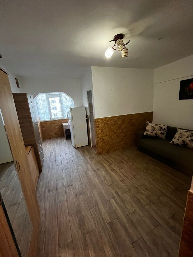 Garsoniera vânzare proprietar