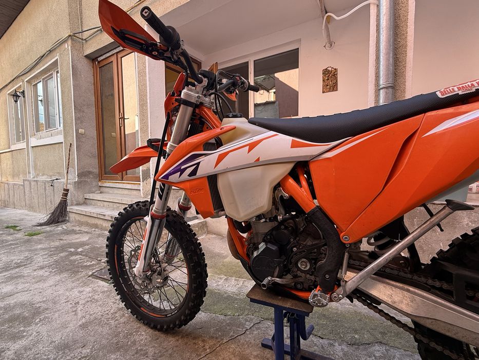 KTM EXC-F 350 4T 2023 — 60 ore, pregătită de distracție