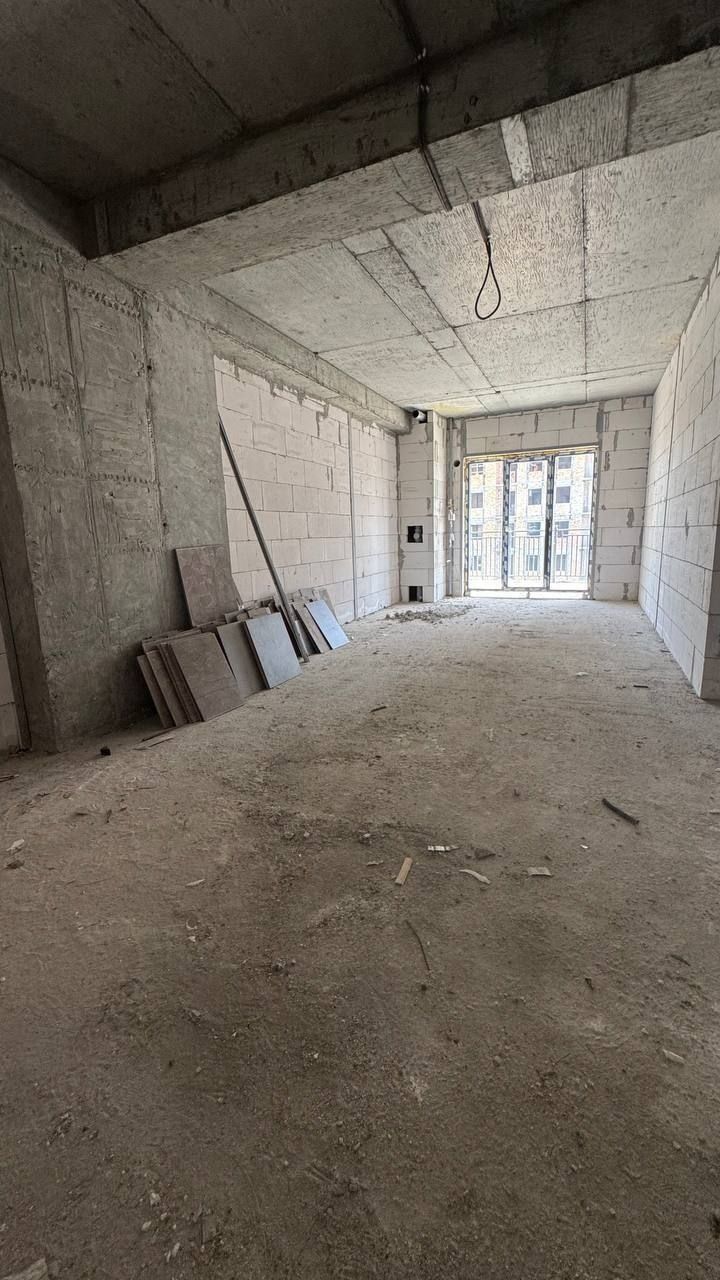 Срочно продается 2х ком кв-ра, ЖК Вегас, ор-р: Братские могилы, 80 м²