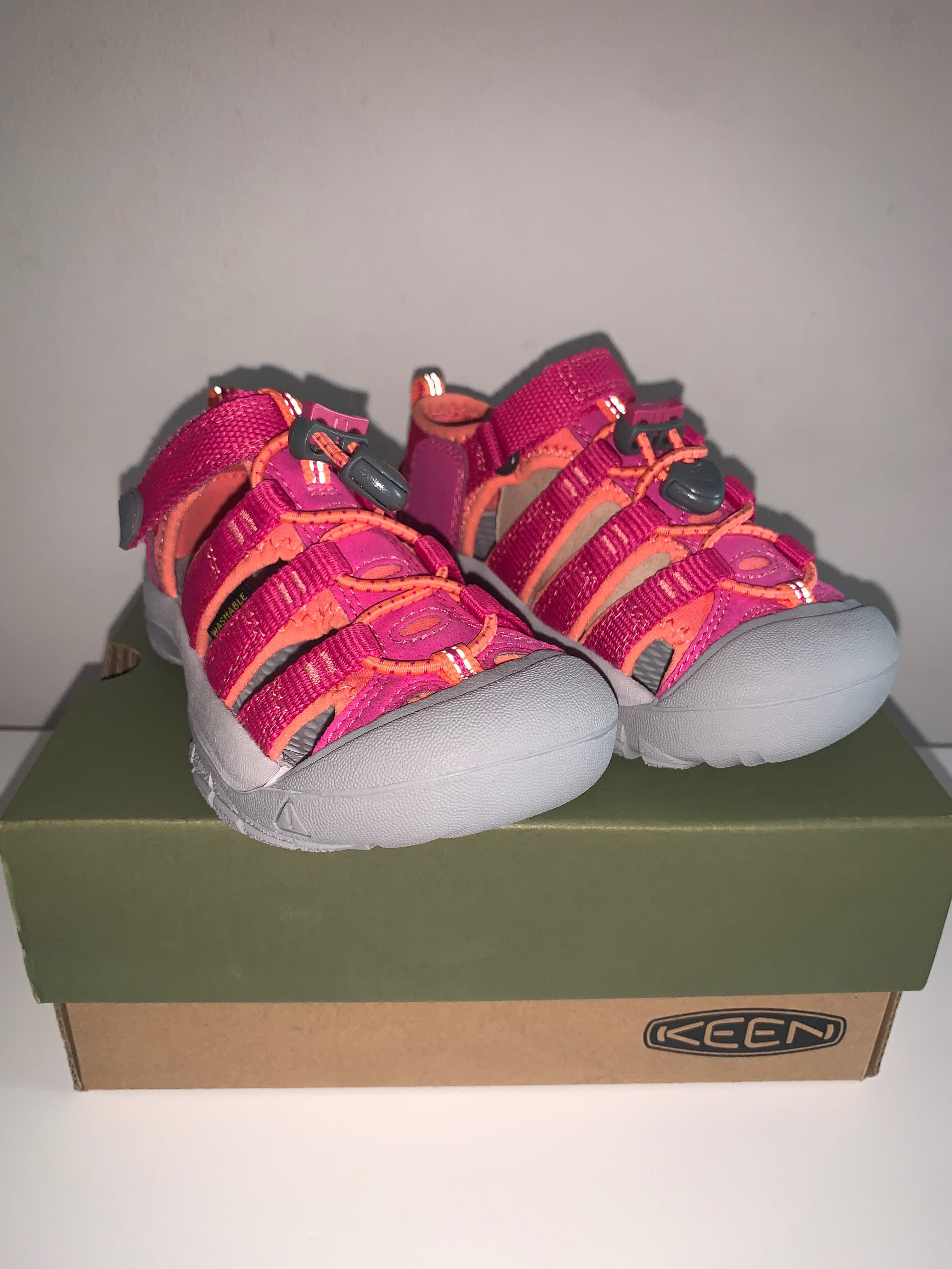НОВИ сандали Keen Newport H2 1014251